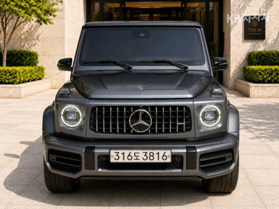 Mercedes-Benz G-Class