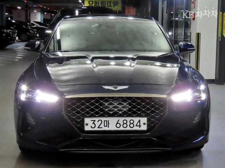 Genesis G70 — miniaturë 2