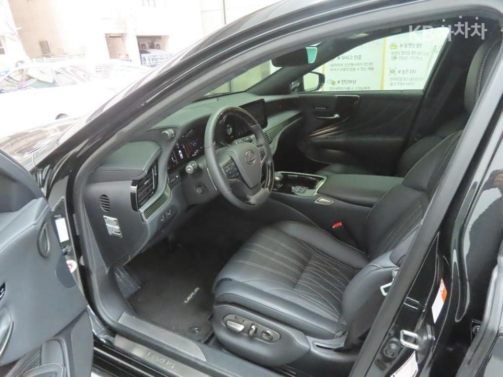 Lexus LS — miniaturë 5