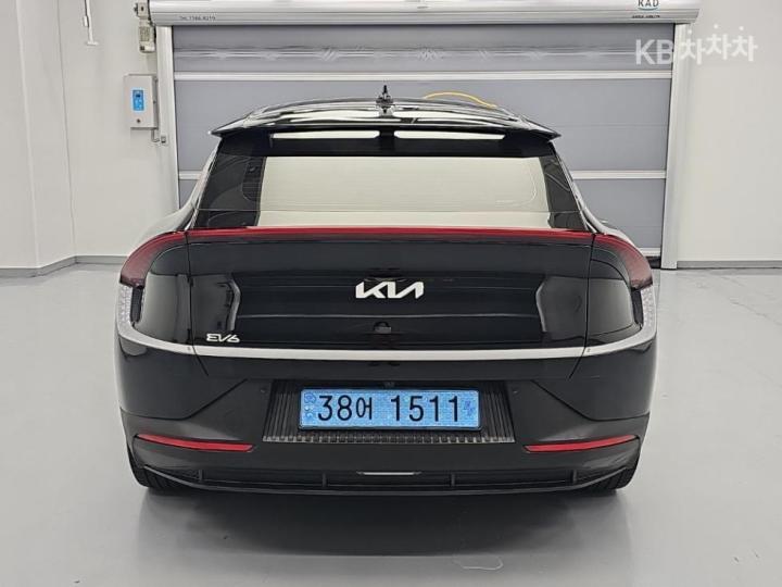Kia EV6 롱 레인지 2WD Air 3
