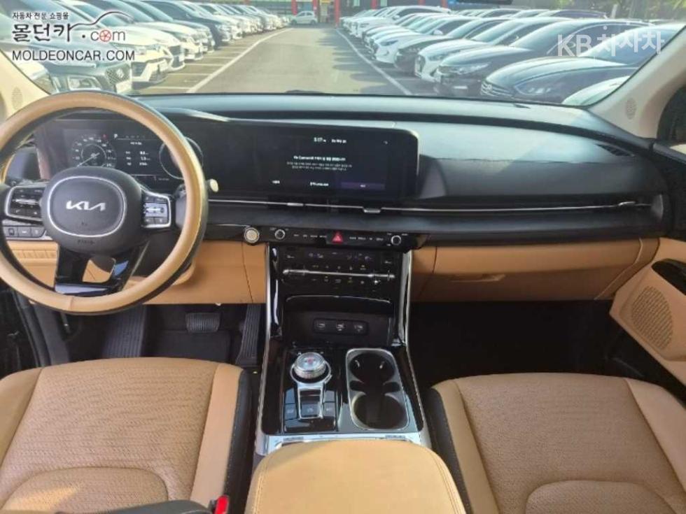 Kia Carnival — miniaturë 14