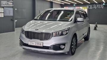 Kia Carnival 9  seats 2.2  diesel  luxury — foto 1