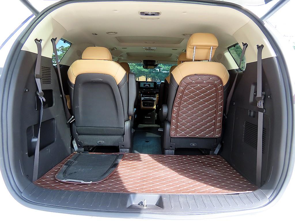 Kia Carnival — miniaturë 16