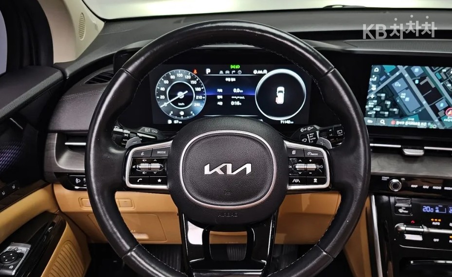 Kia Carnival — miniaturë 14