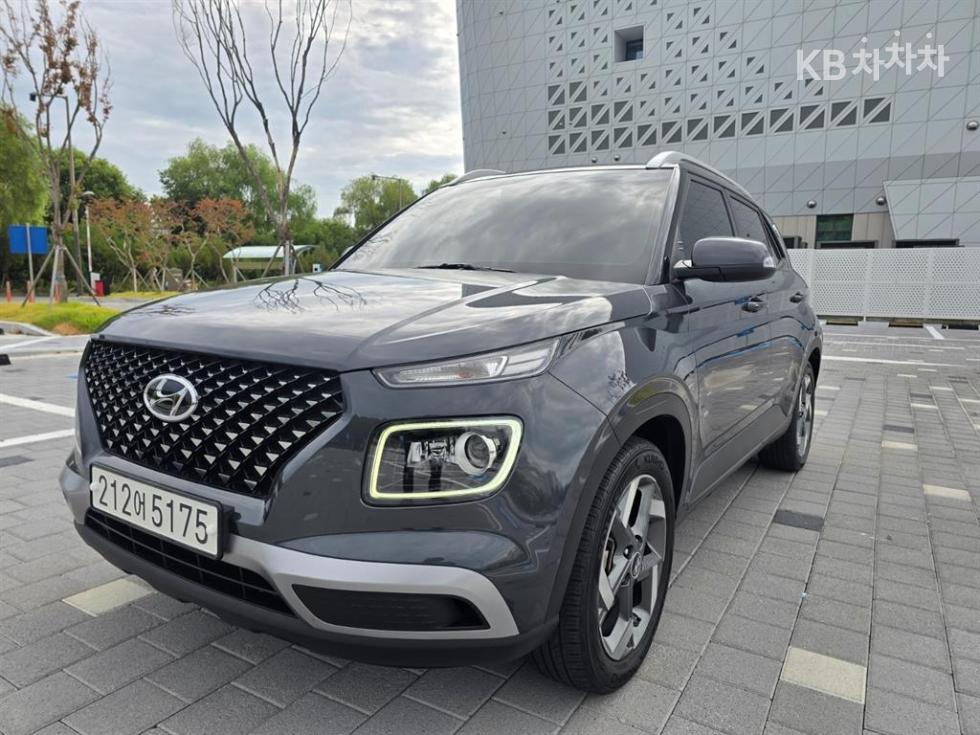Hyundai Venue