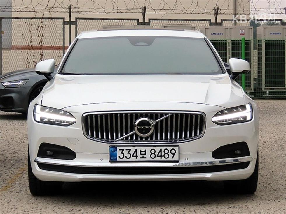 فولفو S90