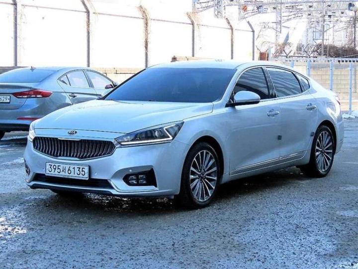 Kia K7 — miniaturë 2