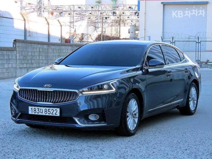 Kia K7 — miniaturë 2