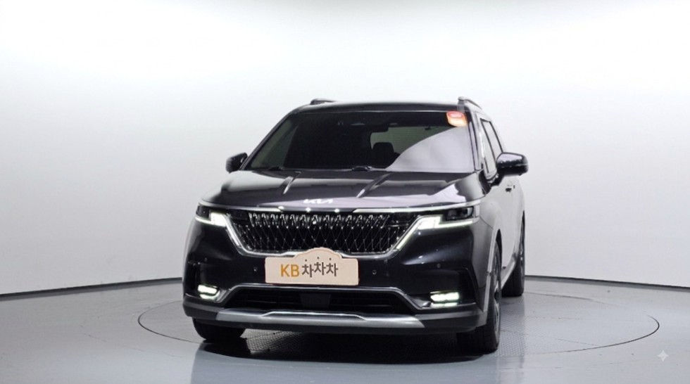 Kia Carnival — miniaturë 2