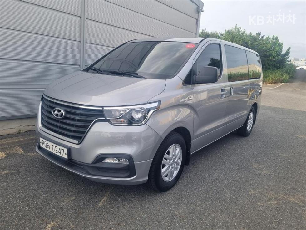 Hyundai Starex — miniaturë 3