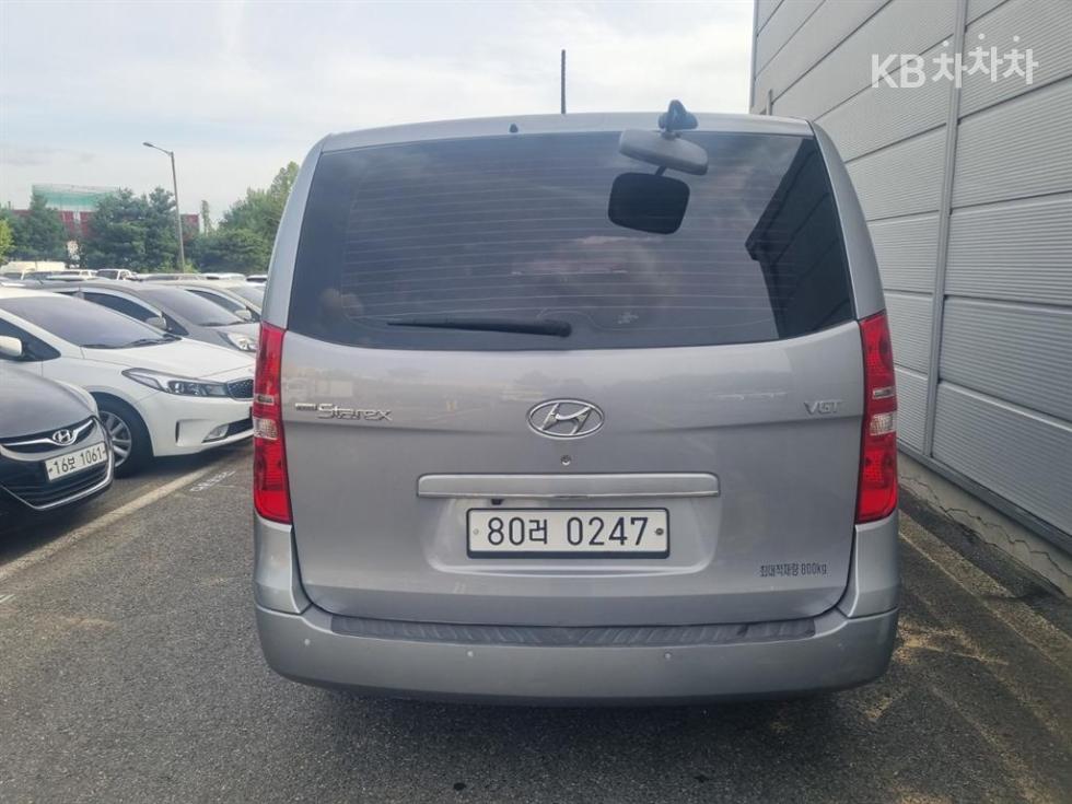 Hyundai Starex — miniaturë 5