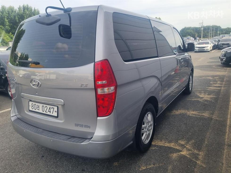Hyundai Starex — miniaturë 6