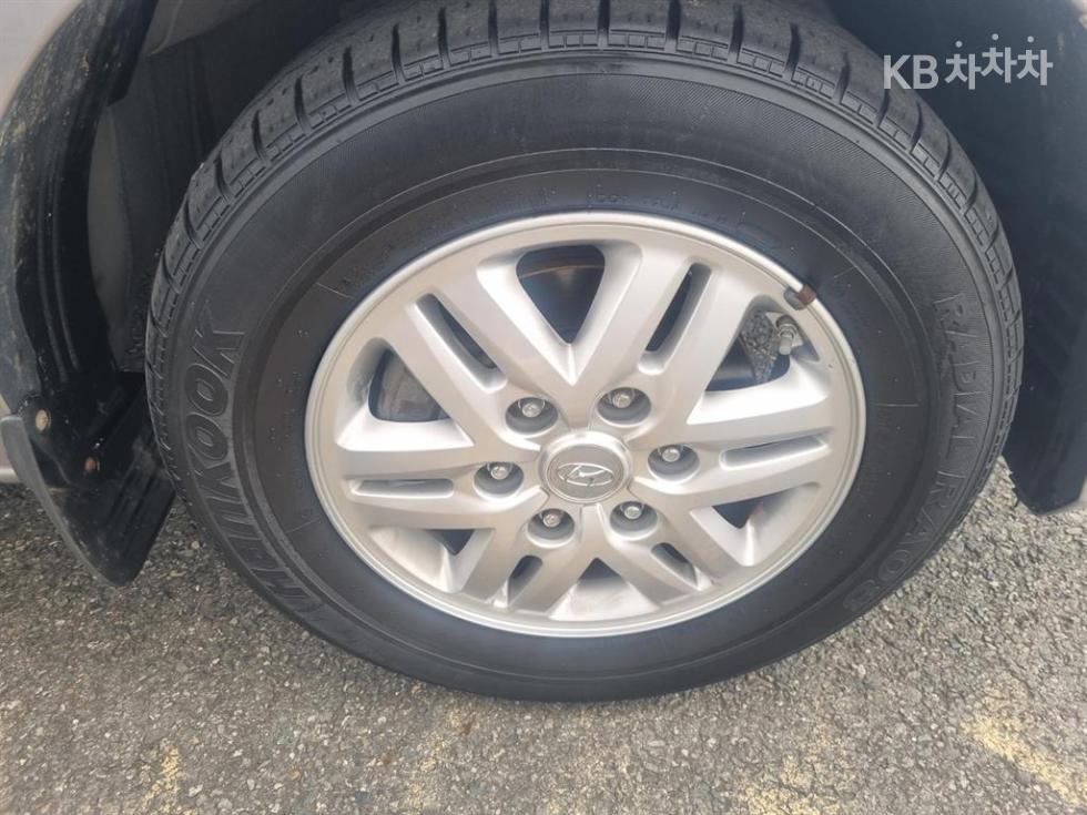 Hyundai Starex — miniaturë 13