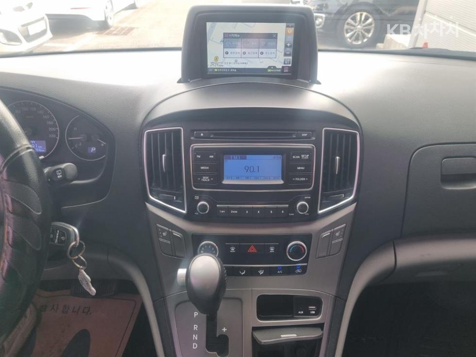 Hyundai Starex — miniaturë 19