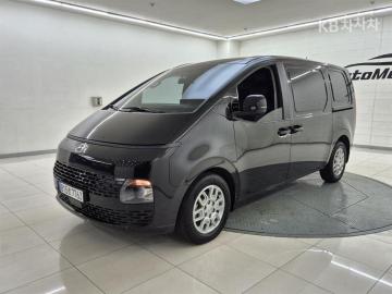 Hyundai Staria Cargo 3-Seater Modern — foto 1