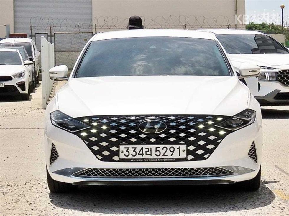 هيونداي جرانديور (أزيرا)