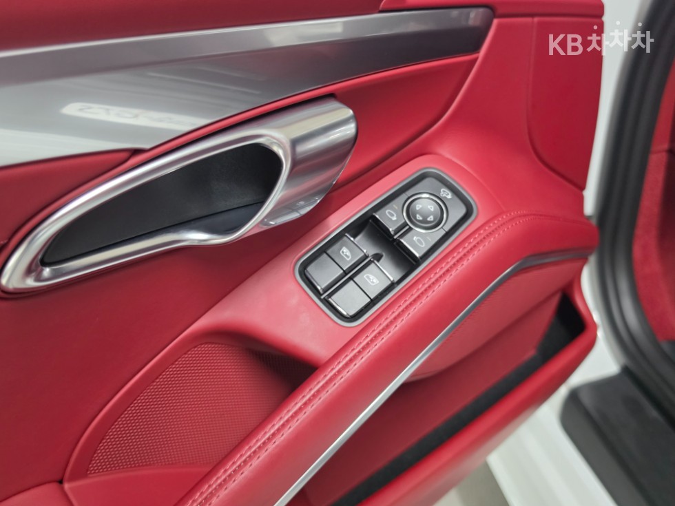Porsche 718 — miniaturë 10