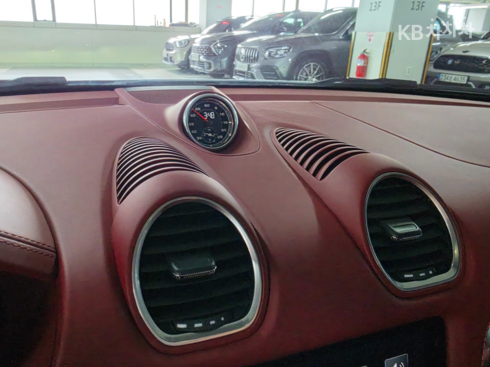 Porsche 718 — miniaturë 16