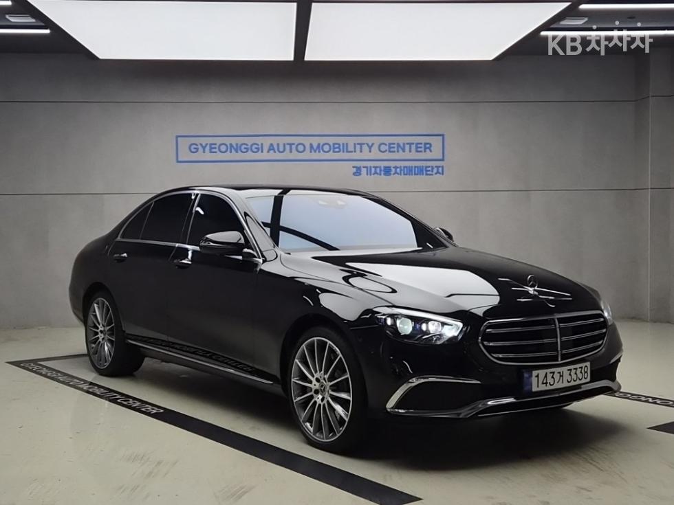 مرسيدس E-Class