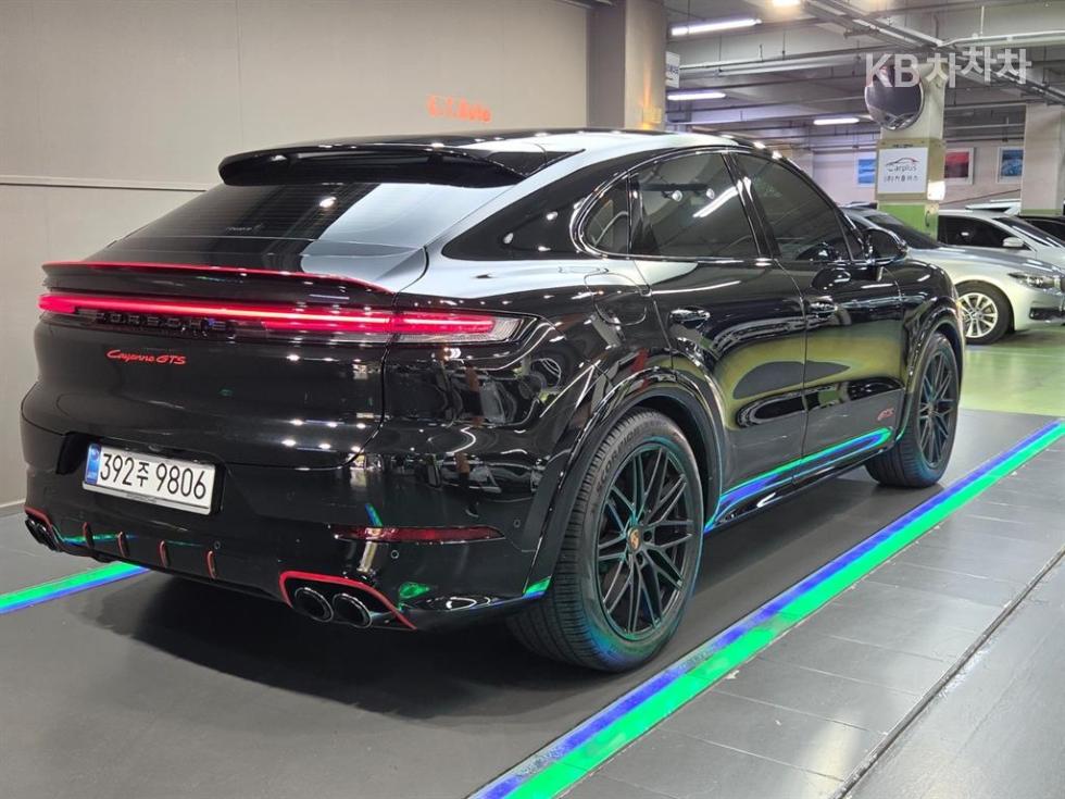 Porsche Cayenne — miniaturë 2