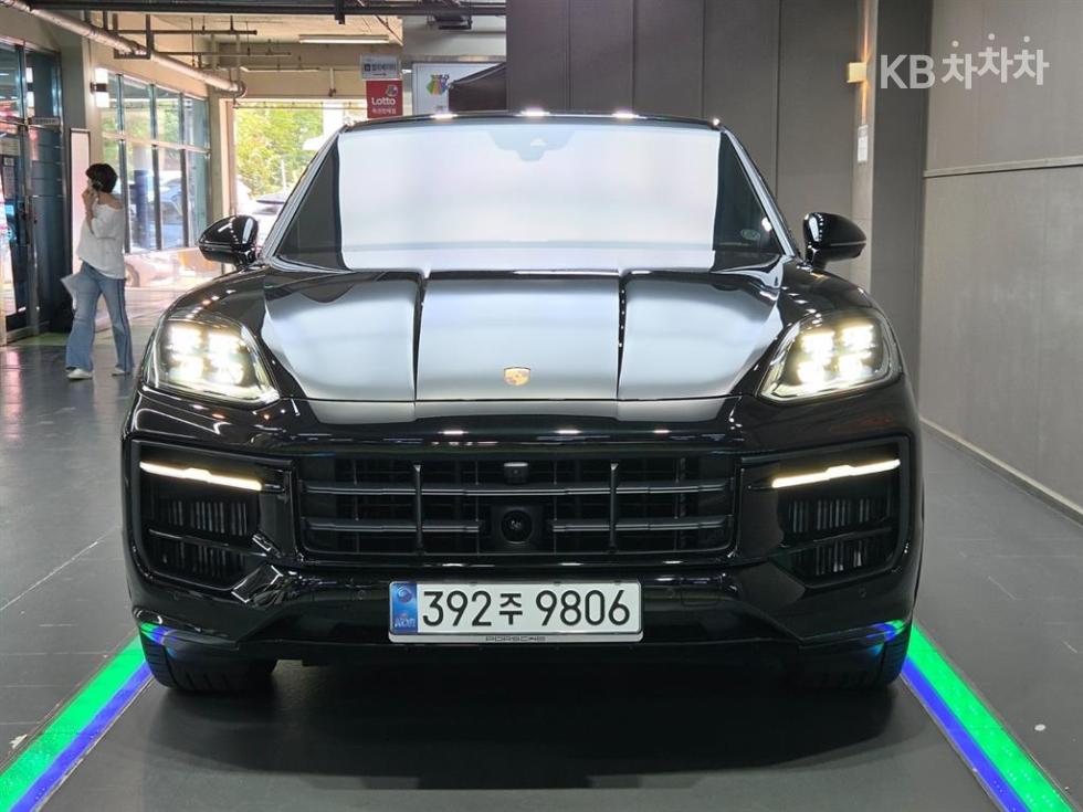 Porsche Cayenne — miniaturë 3