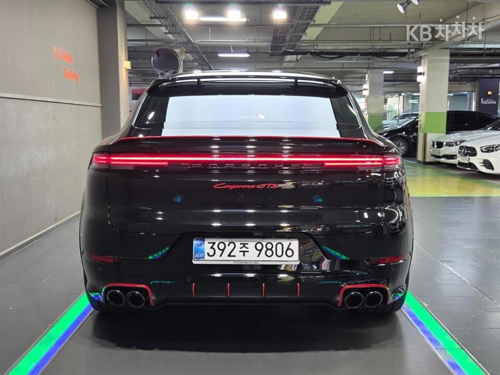 Porsche Cayenne — miniaturë 4