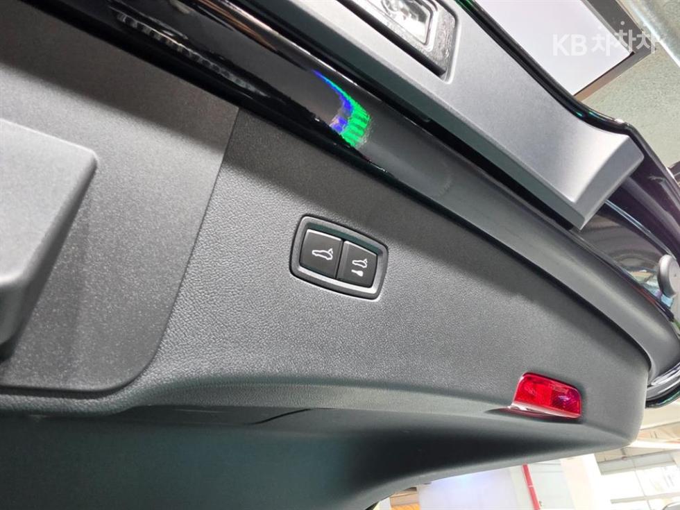 Porsche Cayenne — miniaturë 19
