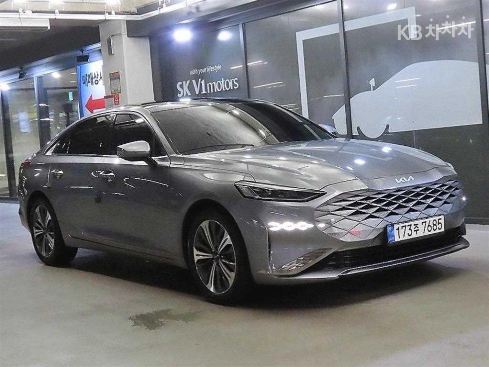 Kia K8
