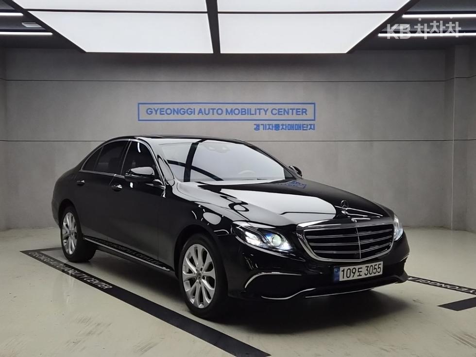 مرسيدس E-Class