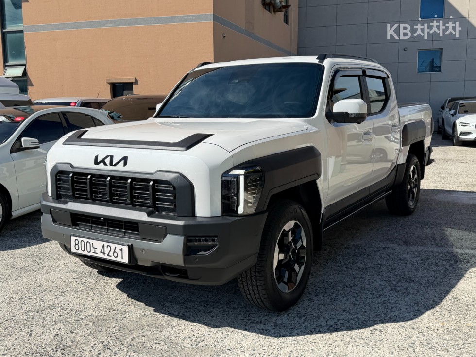 Kia Tasman