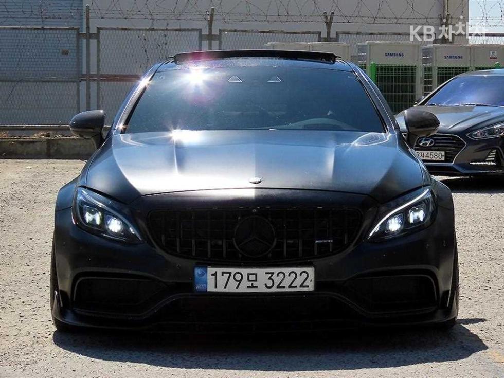 Mercedes-Benz C-Class