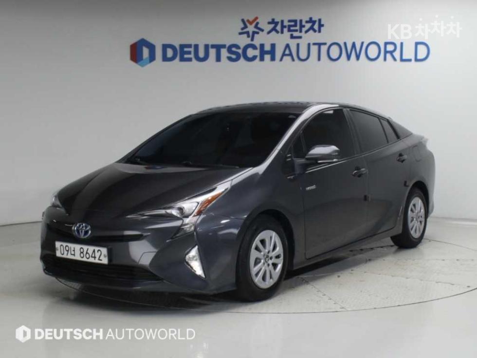 Toyota Приус