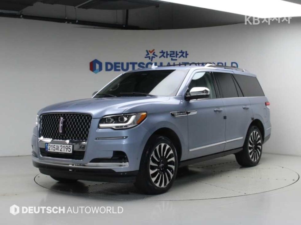 Lincoln Navigator