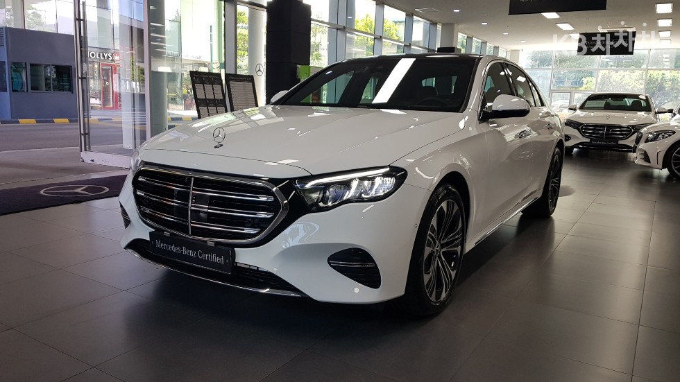 مرسيدس E-Class