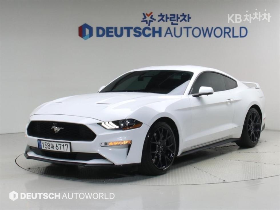 Ford Мустанг