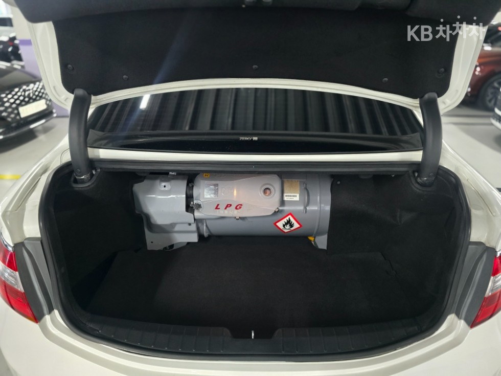 Hyundai Grandeur — miniaturë 9