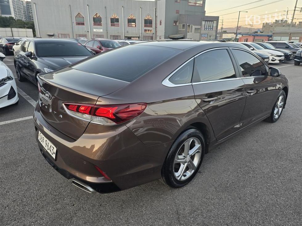 Hyundai Sonata — miniaturë 4