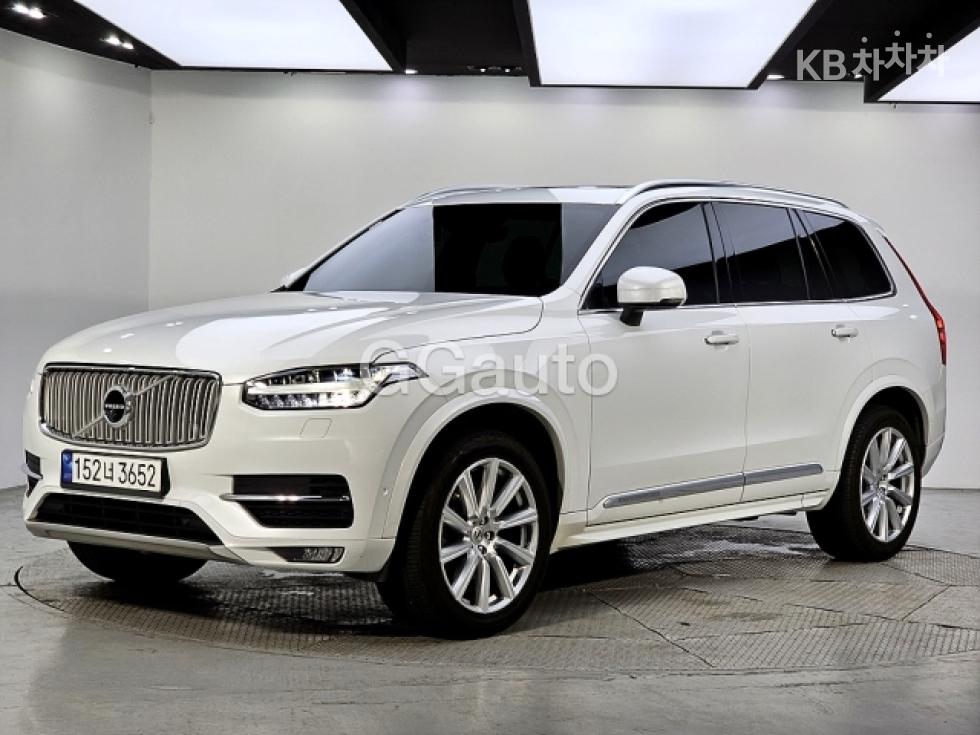 فولفو XC90