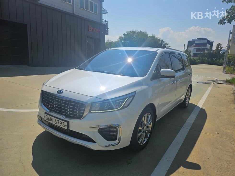 Kia Карнивал