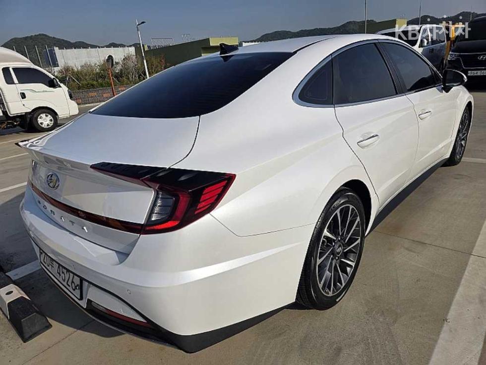 Hyundai Sonata — miniaturë 4