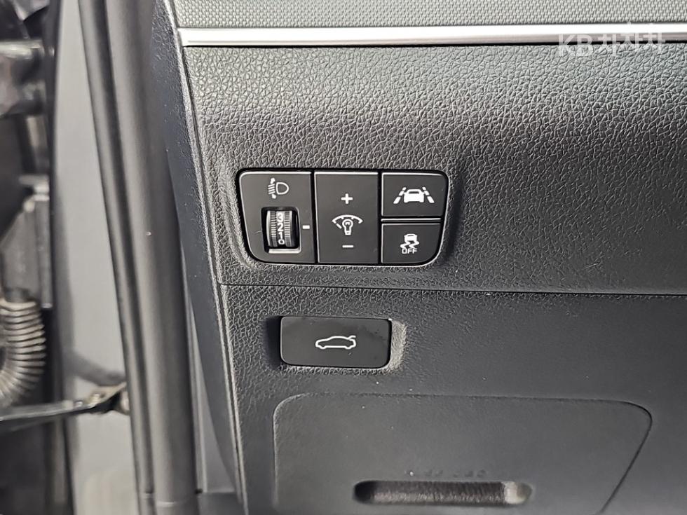 Kia K5 — miniaturë 17