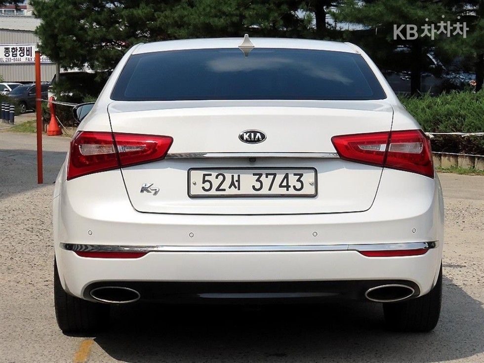 Kia K7 — miniaturë 4