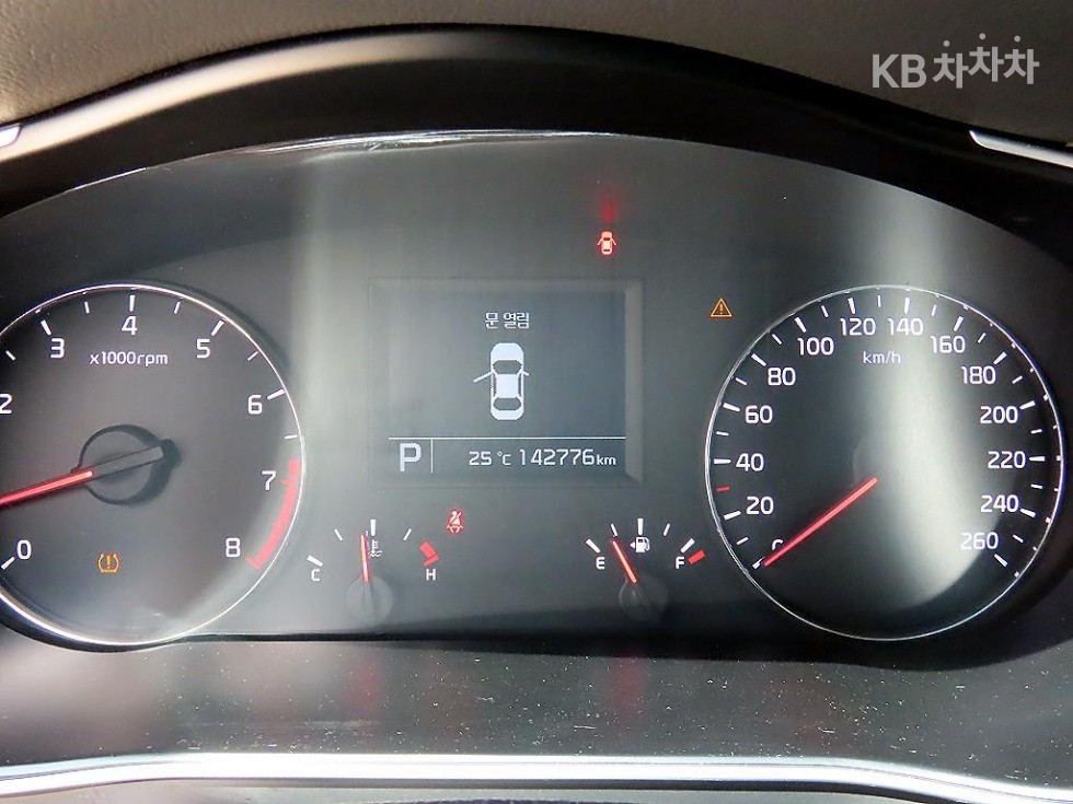 Kia K7 — miniaturë 9