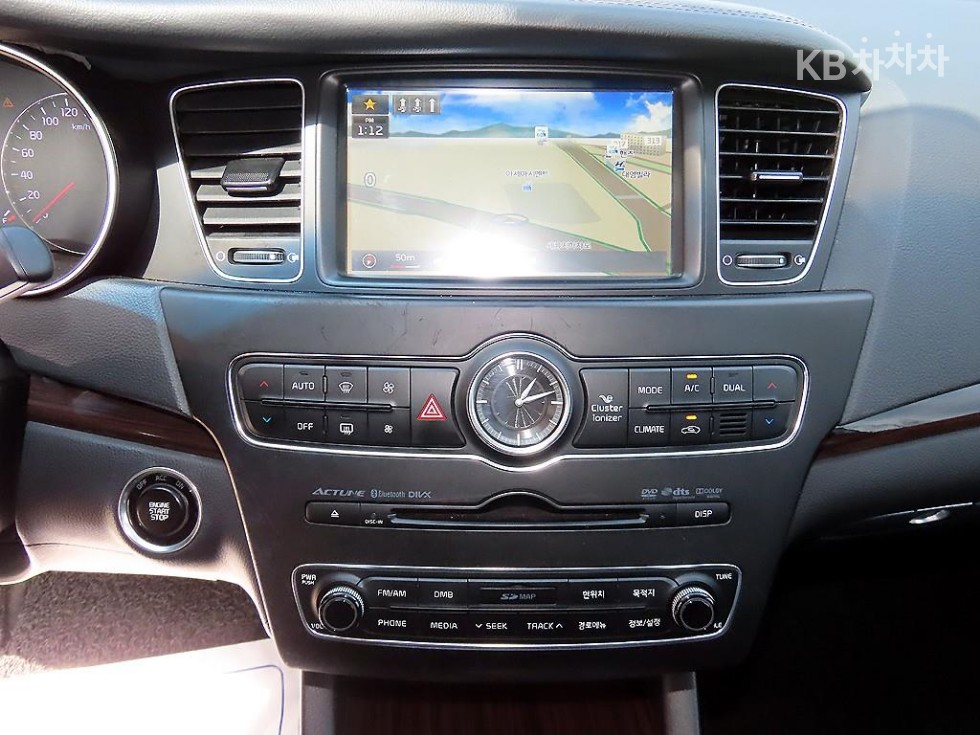 Kia K7 — miniaturë 13