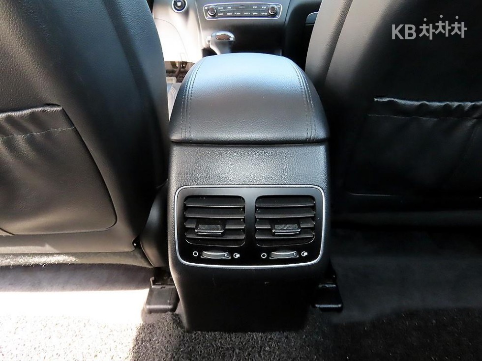 Kia K7 — miniaturë 17