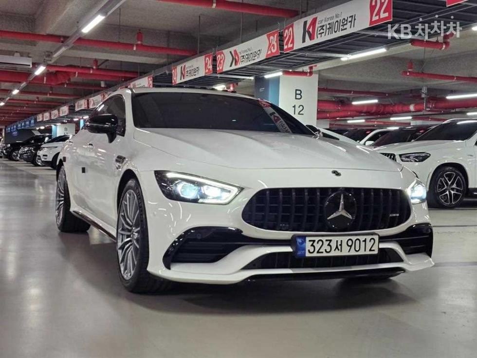 Mercedes-Benz AMG GT