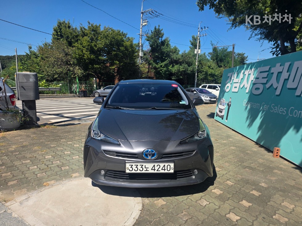 Toyota Приус
