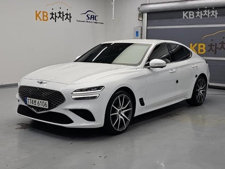 2022 Genesis G70 2.0T