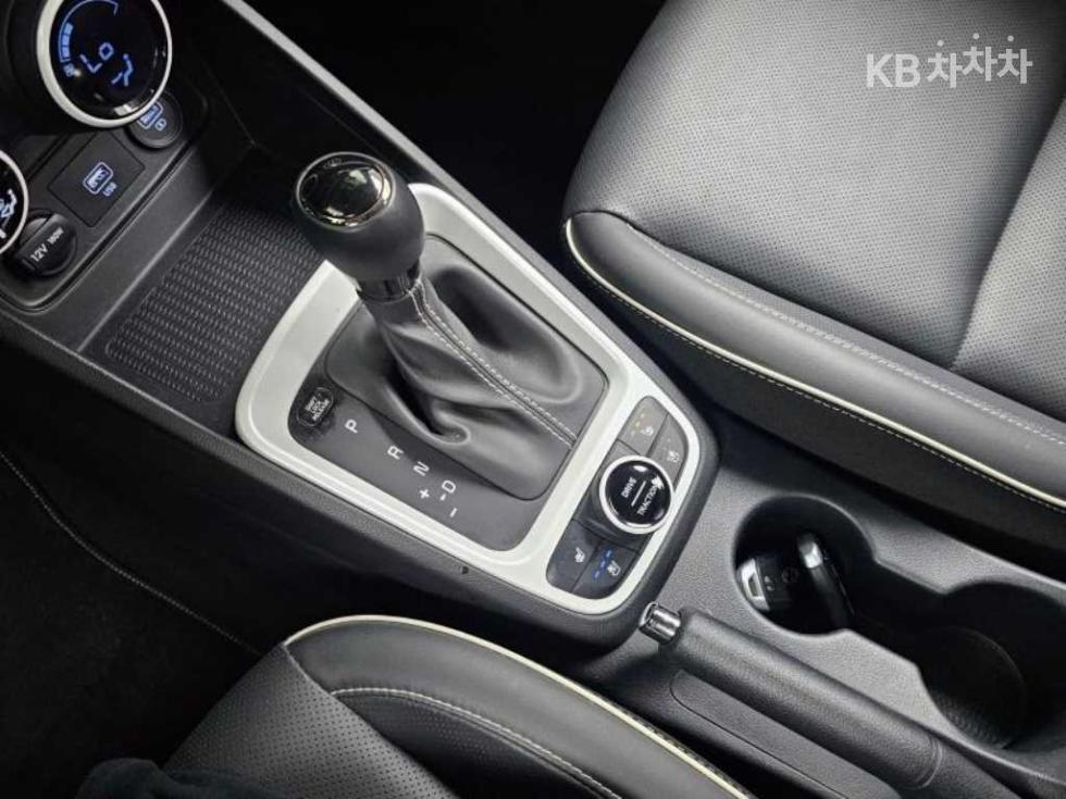 Hyundai Venue — miniaturë 9