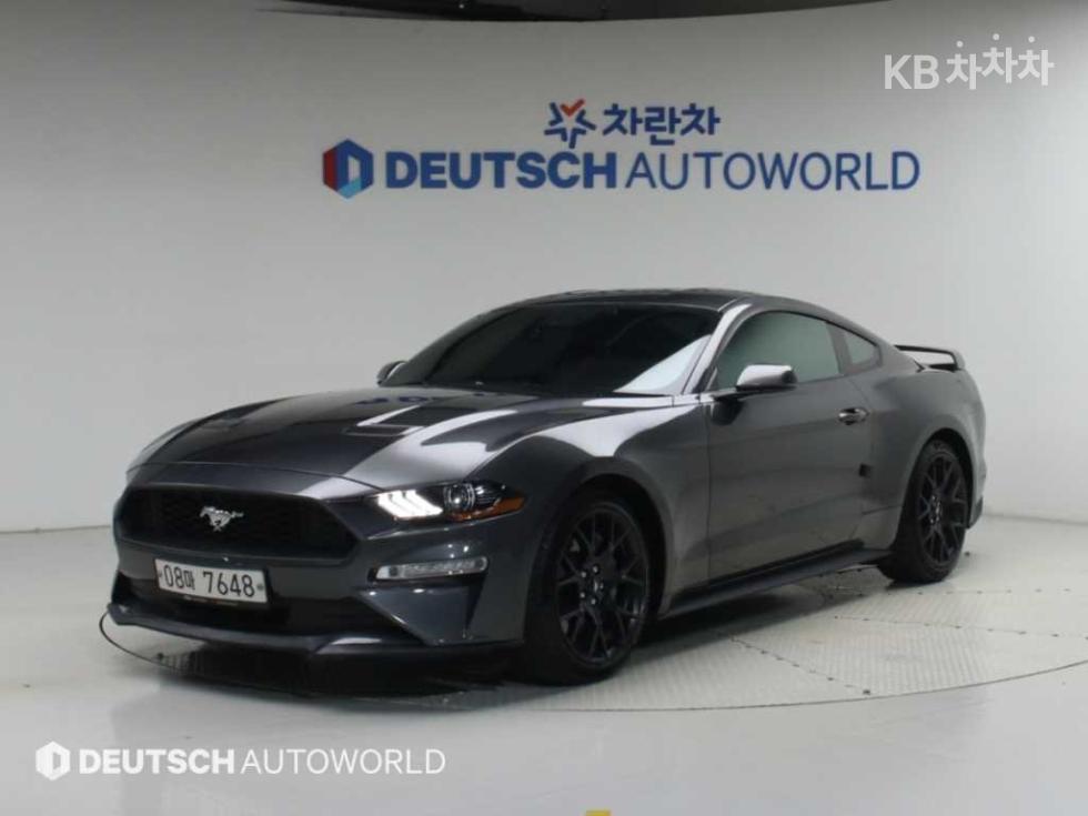 Ford Мустанг